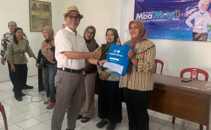 Mba Maya Menerapkan Ekonomi Syariah